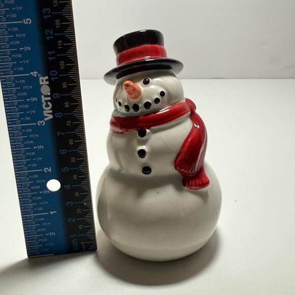 The Snowmen Pair Ceramic Novelty Collectible Salt & Pepper Shakers Original 2006 - Picture 8 of 12